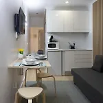 Bairro Alto 27 Apartment *