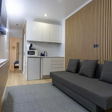 Apartamento Bairro Alto 27 *